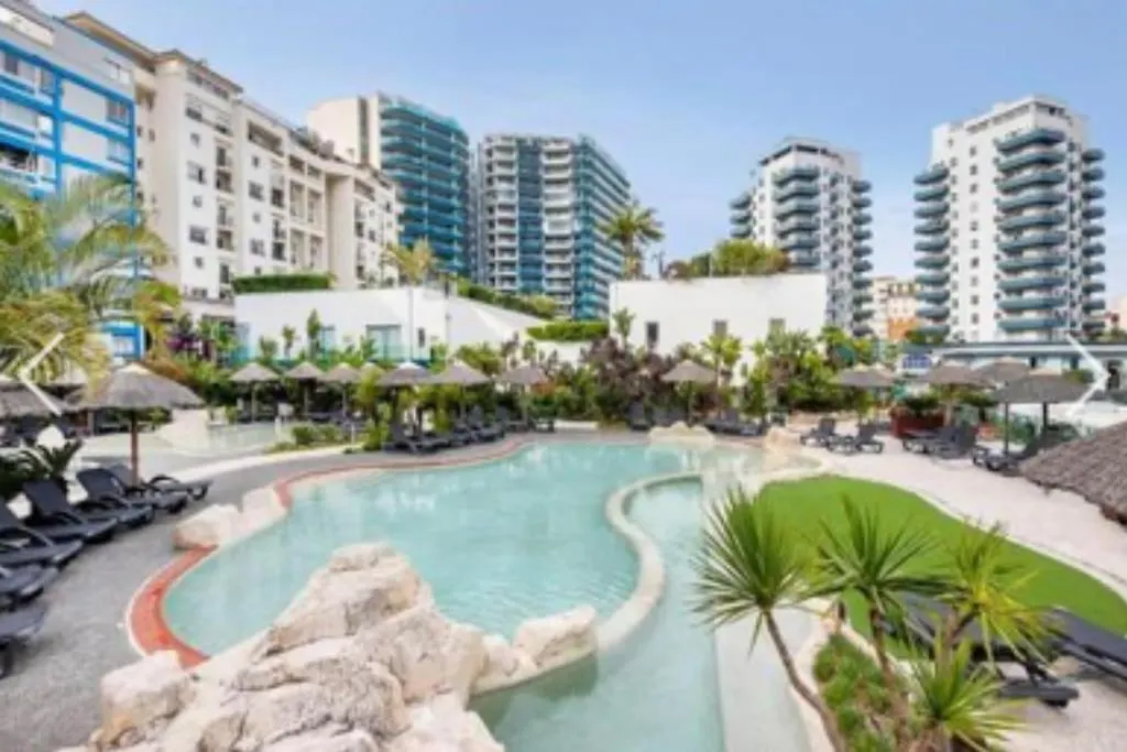 Ocean Village Resort - Parking, Central, Marina Views, Pools, Jacuzzi Gibraltar 0*,  Gibraltar