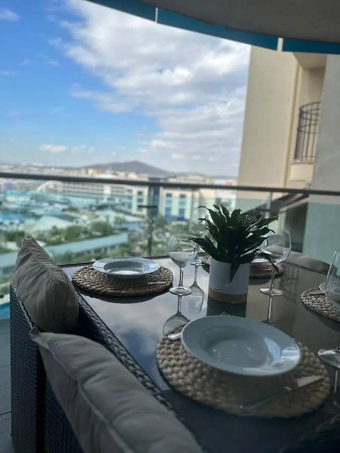 Ocean Village Resort - Parking, Central, Marina Views, Pools, Jacuzzi Gibraltar